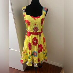 Modcloth Sleeveless Yellow Floral A-Line Knee Length Dress With Belt Sz S